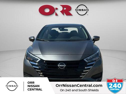 Gun Metallic 2025 Nissan Versa 1.6 SV
