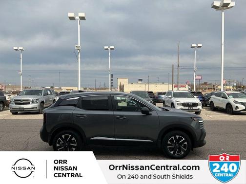 Gun Metallic 2026 Nissan Kicks SV