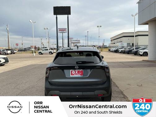 Gun Metallic 2026 Nissan Kicks SV