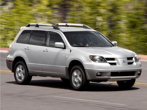 2004 Mitsubishi Outlander LS