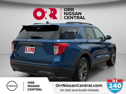 Blue Metallic 2021 Ford Explorer XLT