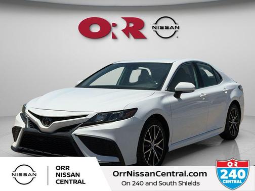 Ice 2023 Toyota Camry SE