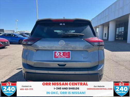 2024 Nissan Rogue SV