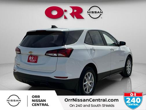 Summit White 2022 Chevrolet Equinox LS