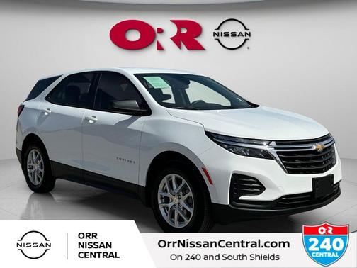 Summit White 2022 Chevrolet Equinox LS