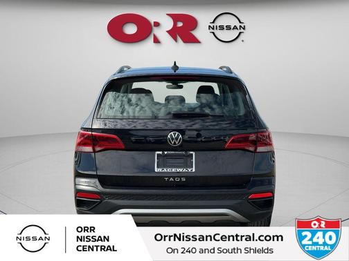 Deep Black Pearl Effect 2024 Volkswagen Taos 1.5T S