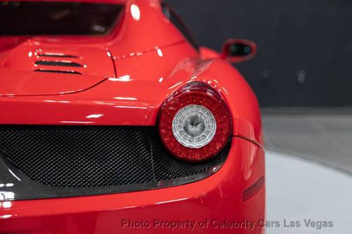 Rosso Corsa 2013 Ferrari 458 Spider Base