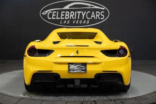 2017 Ferrari 488 Spider Base