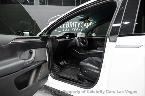2022 Tesla Model X Long Range