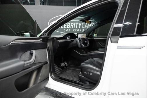 2022 Tesla Model X Long Range