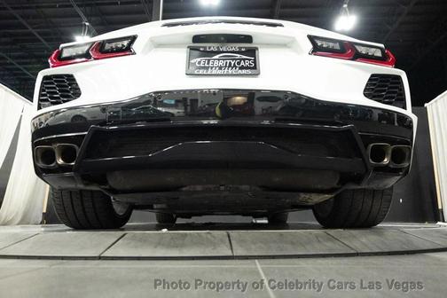 Arctic White 2020 Chevrolet Corvette Stingray w/2LT