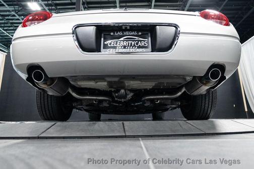 2004 Ford Thunderbird Base