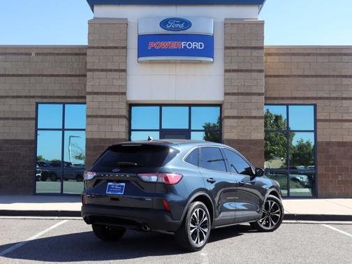 2022 Ford Escape SE