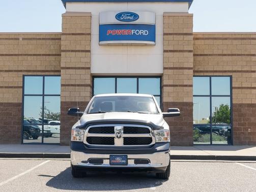 Bright Silver Clearcoat Metallic 2017 RAM 1500 TRADESMAN/EXPRESS