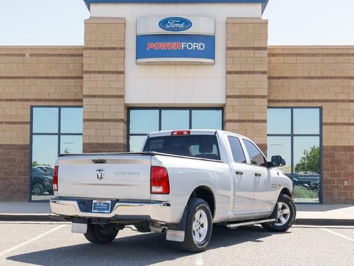 Bright Silver Clearcoat Metallic 2017 RAM 1500 TRADESMAN/EXPRESS