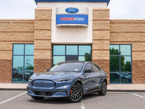 2024 Ford Mustang Mach-E PREMIUM