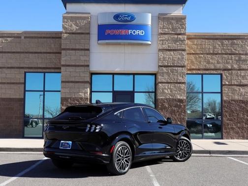 2024 Ford Mustang Mach-E PREMIUM