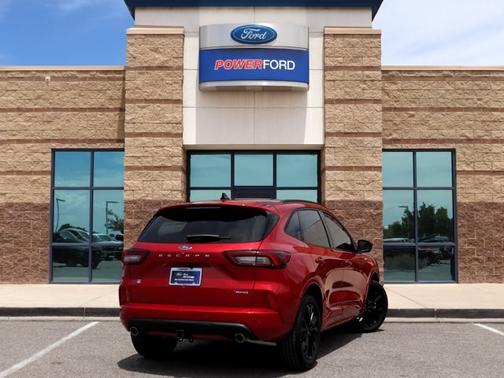 RAPID RED MET TINTED CC 2025 Ford Escape ST-LINE ELITE