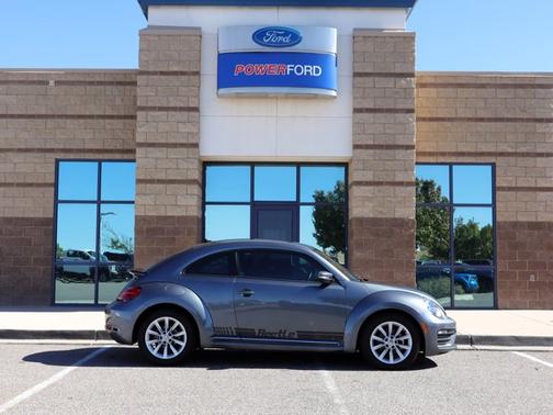2018 Volkswagen Beetle 2.0T S