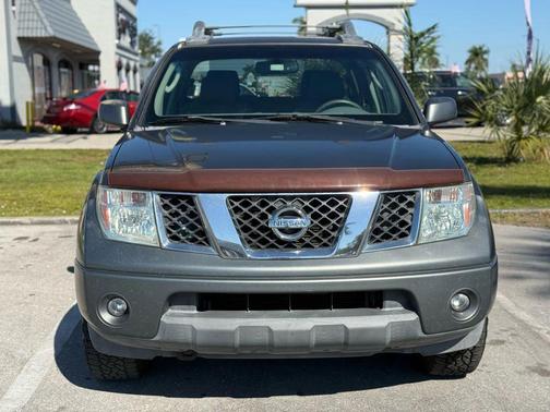 2008 Nissan Frontier LE Crew Cab