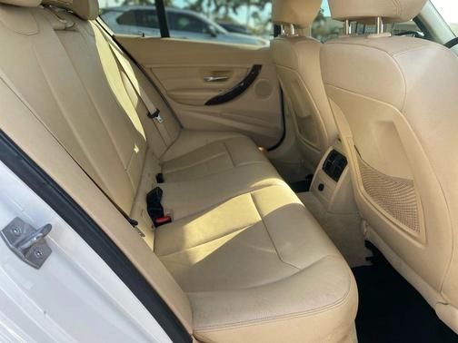 2014 BMW 328 328i Sedan 4D