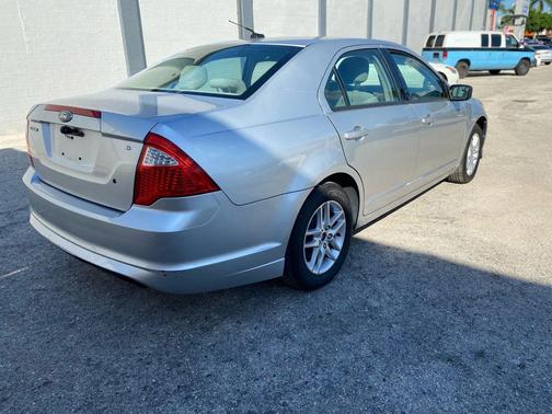 2011 Ford Fusion SE