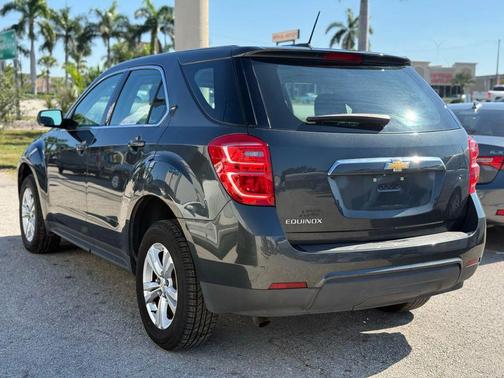 2017 Chevrolet Equinox LS