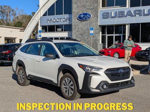 Crystal White Pearl 2025 Subaru Outback 2.5i SUV