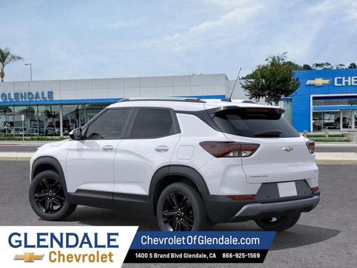 Summit White 2026 Chevrolet Trailblazer LT
