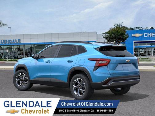 Marina Blue Metallic 2026 Chevrolet Trax LT