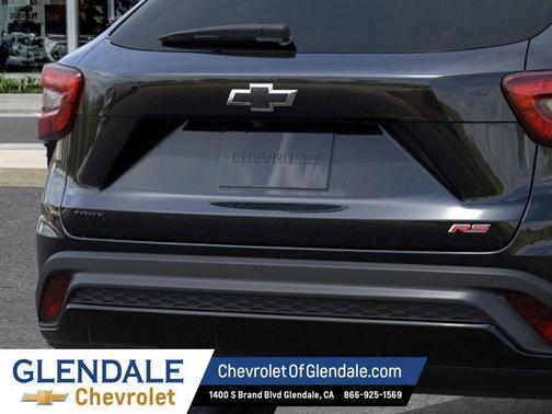 Mosaic Black Metallic 2026 Chevrolet Trax FWD 2RS
