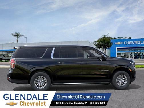 Black 2024 Chevrolet Suburban LT