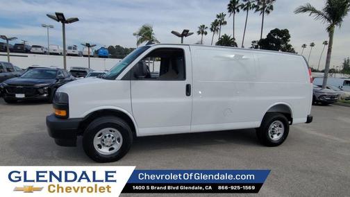 Summit White 2026 Chevrolet Express 2500 Work Van