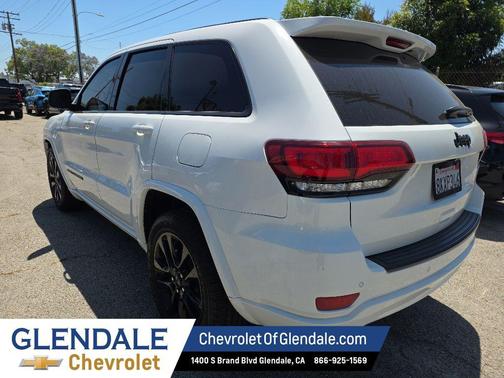 Bright White Clearcoat 2019 Jeep Grand Cherokee Altitude