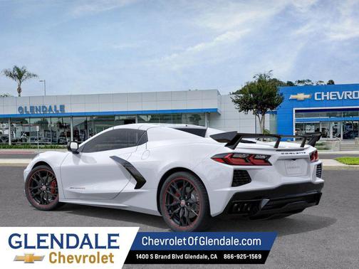 Arctic White 2026 Chevrolet Corvette Stingray w/1LT