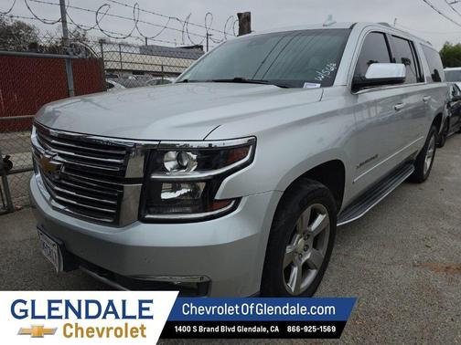 Silver Ice Metallic 2018 Chevrolet Suburban Premier
