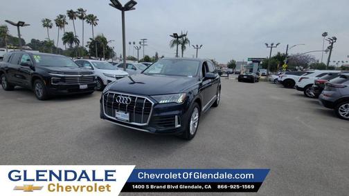 Navarra Blue Metallic 2024 Audi Q7 55 Premium Plus