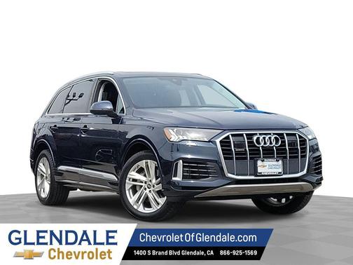 Navarra Blue Metallic 2024 Audi Q7 55 Premium Plus