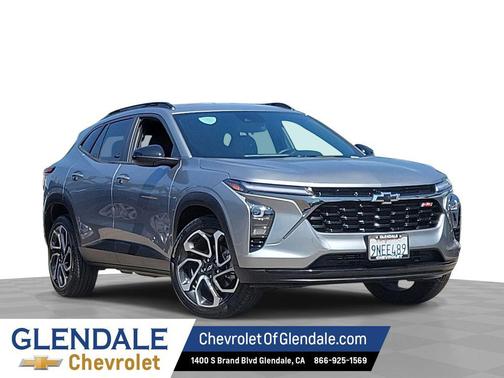 Sterling Gray Metallic 2024 Chevrolet Trax FWD 2RS