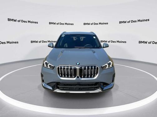 2025 BMW X1 