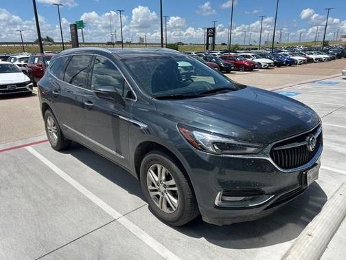 2020 Buick Enclave Essence
