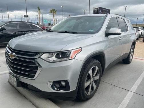 2021 Chevrolet Traverse LT Leather
