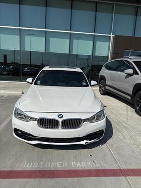 2017 BMW 330 i xDrive