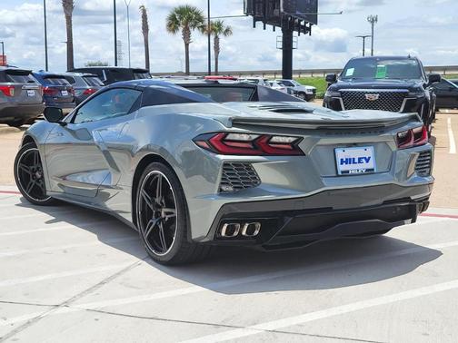Gray Metallic 2023 Chevrolet Corvette Stingray w/2LT