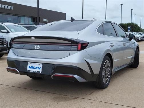 2025 Hyundai SONATA Hybrid Limited