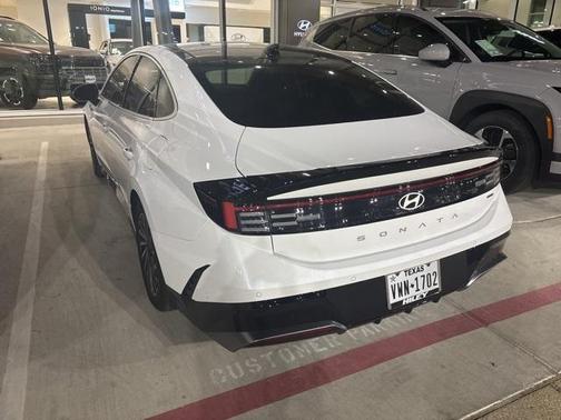 2025 Hyundai SONATA Hybrid Limited