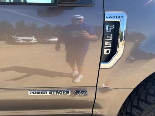 2021 Ford F-350 Lariat Super Duty