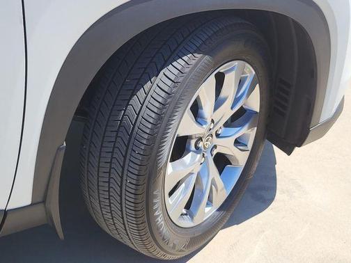 Storm 2025 Toyota Grand Highlander Hybrid LIMITED