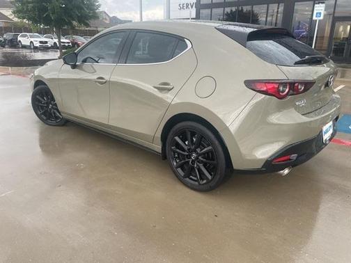 2024 Mazda Mazda3 2.5 Carbon Turbo