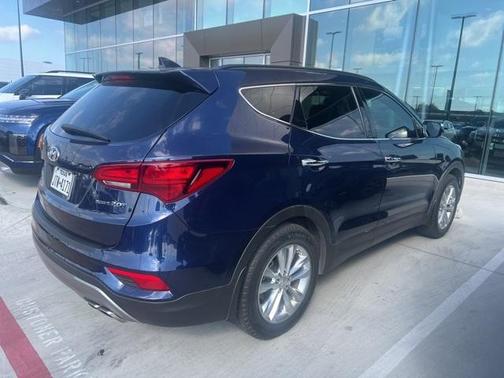 2017 Hyundai Santa Fe Sport 2.0L Turbo